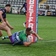 TRY TIME: Town’s Jamie Doran scores one of his side’s two tries against Newcastle Thunder              Gary McKeating