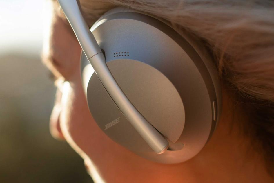 casete presente paquete Bose to close all UK retail stores due to 'dramatic shift' online | News  and Star