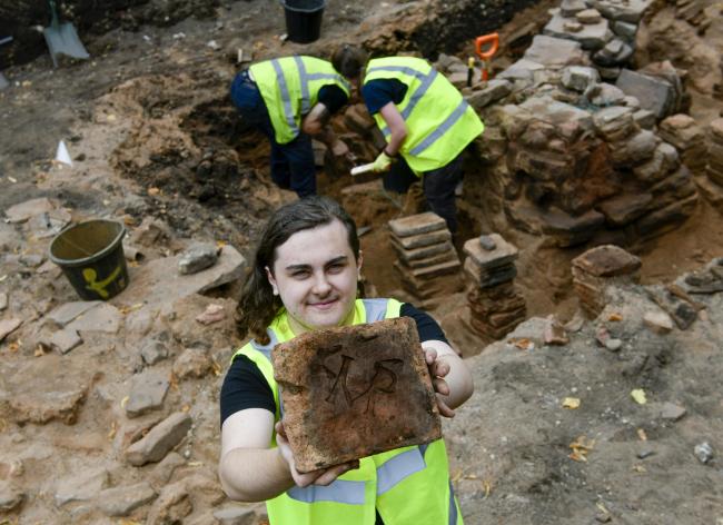 Uncovering Roman Carlisle Project. A team of Archaeologists backed up by a team of volunteers excavate the site of a Roman Bathhouse in the grounds of Carlisle Cricket Club at Edenside, Stanwix:
4 September 2021
Stuart Walker
Copyright Stuart Walker
