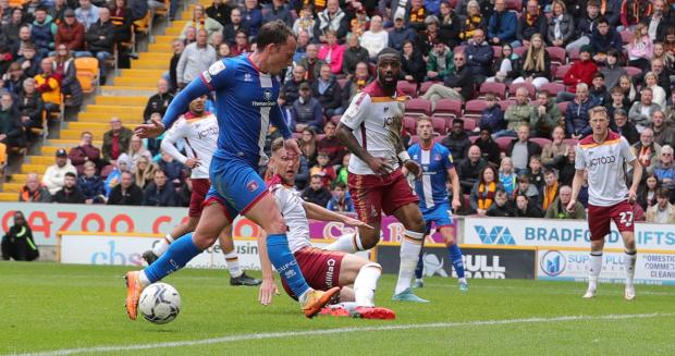 News and Star: A chance goes begging for United at Bradford