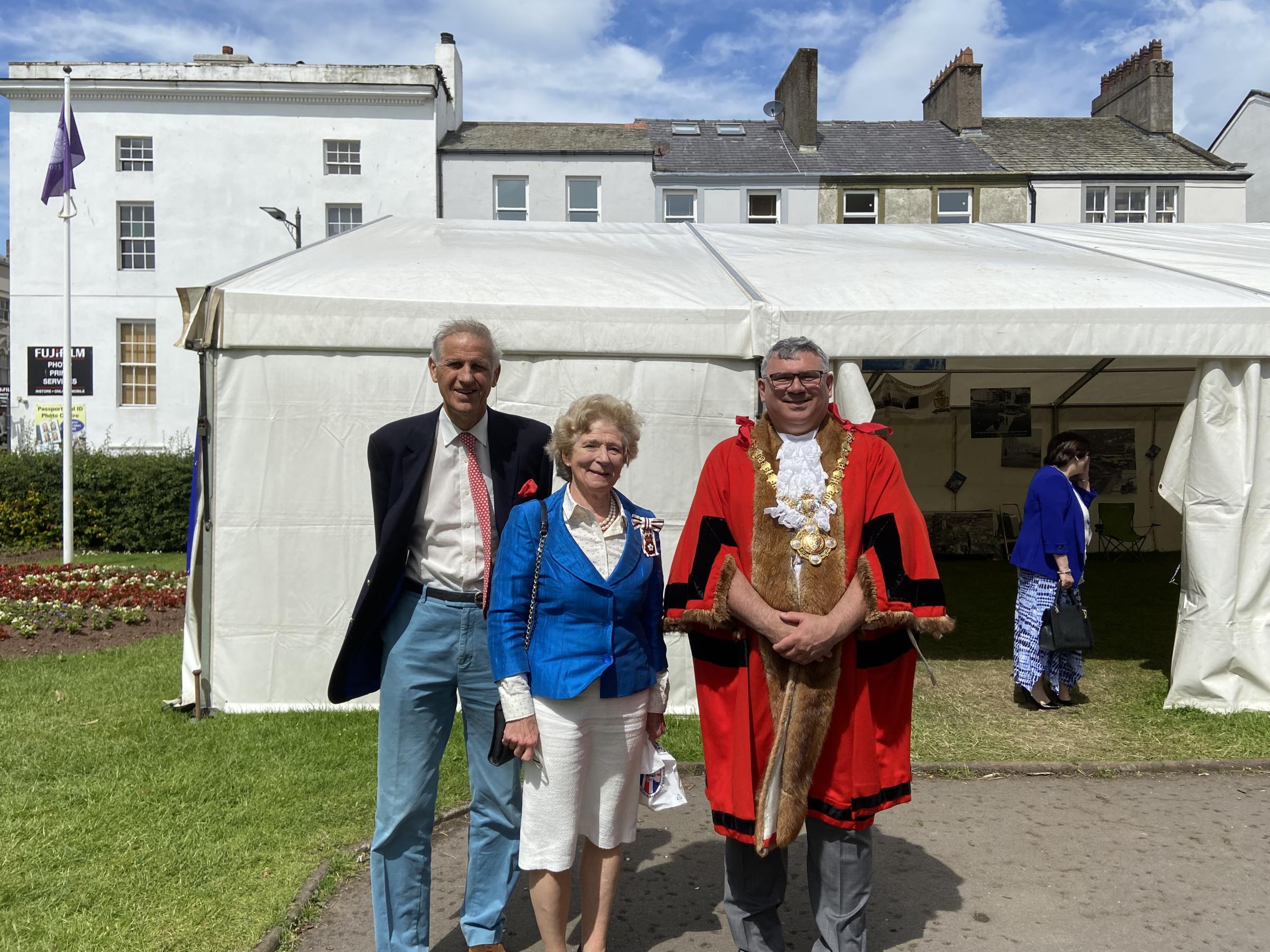 Lord-lieutenant Claire Hensman visits Whitehaven for Queen's Platinum Jubilee celebrations - Vimarsana News