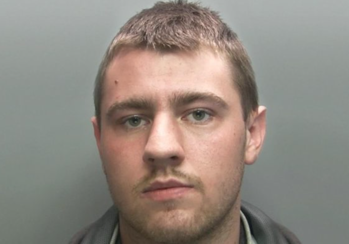 Controlling boyfriend Kyle Pelham jailed for second similar offence - Vimarsana News