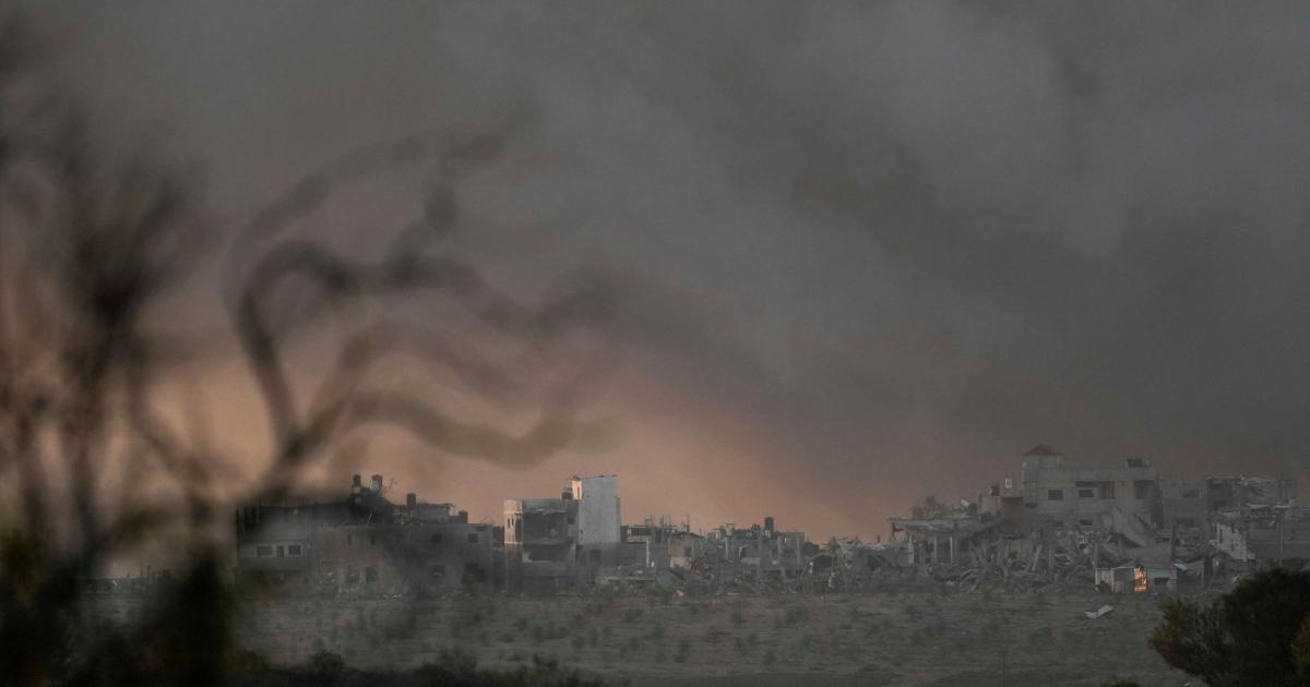Israeli offensive shifts to crowded southern Gaza - Vimarsana News